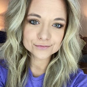 Meet your Posher, Brooke